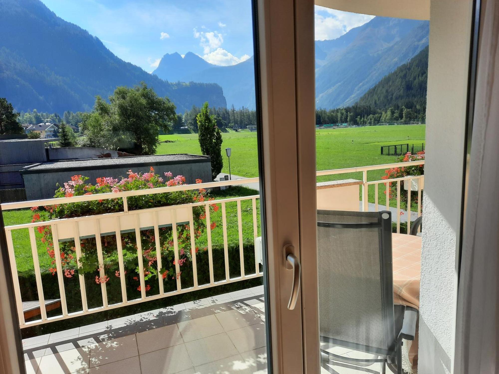 Haus Tanja Apartment Langenfeld Exterior photo